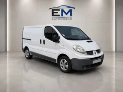 Renault Trafic Extra 115 2.0 dCi — Peinture complète — Freins/Pneus récents