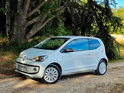 Volkswagen up 1.0 75cv White up - Climatisation - Carplay sans fil - régulateur - radar de recul
