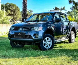 Mitsubishi L200 2.5 DI-D CD Invite AC