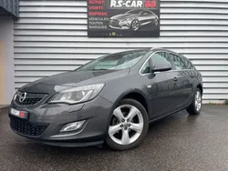 Opel Astra ST 1.4 Turbo 140CH Sport ++ Excellent état Carnet d'entretien complet 1ère Main