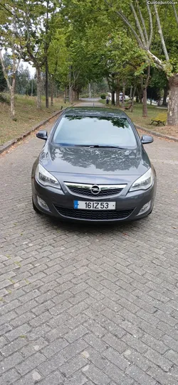 Opel Astra 1700-cdti 125 cav