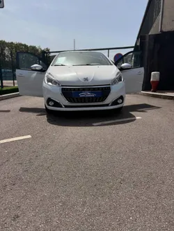 Peugeot 208 1.6 HDI