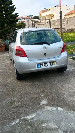 Toyota Yaris Yaris VVTI (motor de corrente)