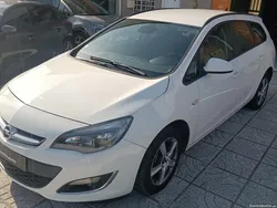 Opel Astra sportourer