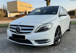 Mercedes-Benz B 180 Cdi Nacional um Dono  2014