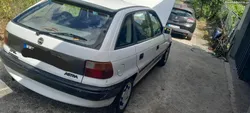 Opel Astra Familiar