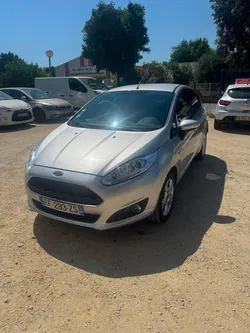 FORD FIESTA 1.25i 82 CH – ESSENCE – 2016 – 94 500 KM – 6 500