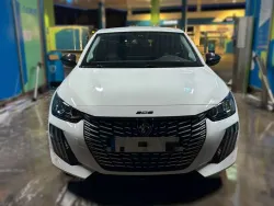Peugeot 208 Allure PTech 100