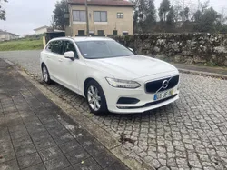Volvo V90 D4  momentum plus