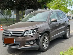 VOLKSWAGEN TIGUAN 2.0 TDI 140 ch DSG7 4 MOTION / TOIT OUVRANT / ATTELAGE / SIÈGES CHAUFFANT AV