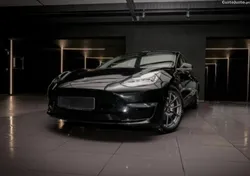 Tesla Model 3 Long Range