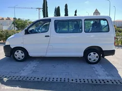 Toyota HiAce 2.5 D-4D Service 2.8T AC