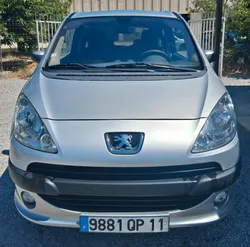 PEUGEOT 1007 1.6i 110 BOITE AUTO (55000KM)