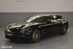 Porsche Panamera Sport Turismo 4 E-Hybrid Platinum Edition