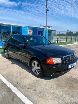 Mercedes-Benz C 200 Executive