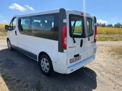 Renault trafic 2 2,0 dci 115cv avec carnet entretien