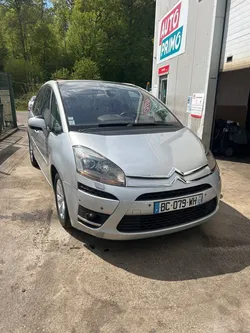 Vends c4 Picasso boîte auto à 304000 kms