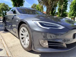 Tesla Model S 75D