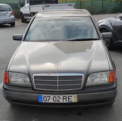 Mercedes-Benz C 220 D (202 121)
