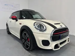 Mini Cooper III (F56) 2.0 231cv JCW BVA6 Harman Kardon / Toit Ouvrant Echappement Sport