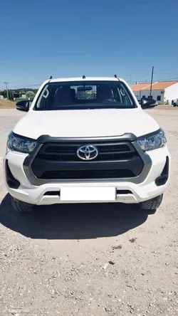 Toyota Hilux 2.4 D-4D 4WD Tracker