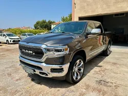 Dodge Ram 1500 5.7 L HEMI LIMITED
