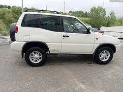 Nissan Terrano 107.000km reais