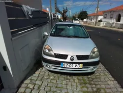Renault Clio clio II