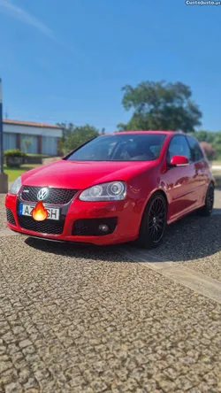 VW Golf GTI 2.0 TFSI