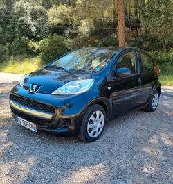 Peugeot 107 1.0i 12v 68cv Trendy - CLIM - 5 portes - 73.000 kms - Garantie 6 mois