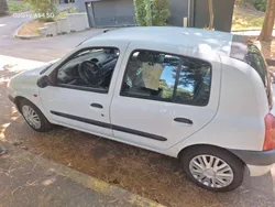 Renault clio 2 monteur 1.2 essence pack clim
