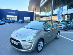 Bien lire l’annonce en l’état Citroën c3 1.4 i essence