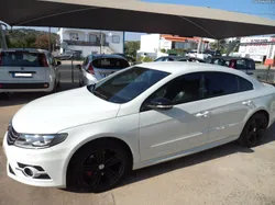 VW Passat 2.0 TDi R.Line 150 c.v