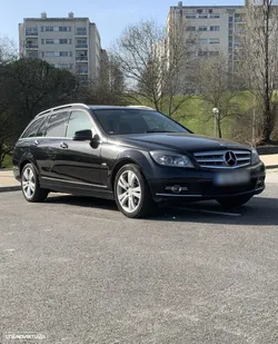 Mercedes-Benz 220