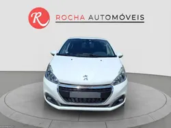 Peugeot 208 1.2 PureTech Signature