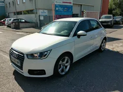 Audi A1 sportback 1.0 TSI 95 AMBITION S TRONIC 7 5P / 5 PLACES 11/15 64MKM 2°M / FRANCE CARPLAY/GPS/TEL/REGUL/JA16/CLIM/BVA+PALETTES/FACTURES ENTRETIEN