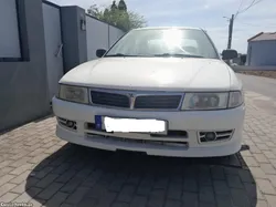Mitsubishi Lancer 1.3 GLX