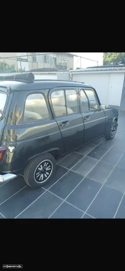 Renault 4