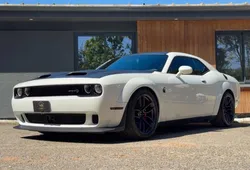 Dodge Challenger SRT HELLCAT - WIDEBODY - CG Française - Malus acquitté - Garantie 12 mois