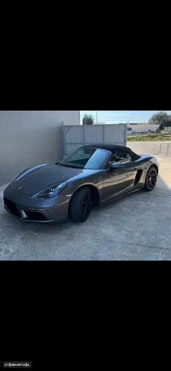 Porsche 718 Boxster