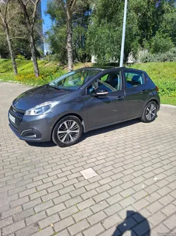 Peugeot 208 C