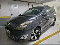 Renault Grand Scénic Bose 7 lugares