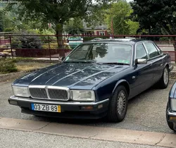 Jaguar Sovereign xj40
