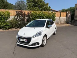 Peugeot 208 1.5 bluehdi 100 allure business – gps – 99 310 km