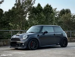 MINI 3 Portas John Cooper Works 153g