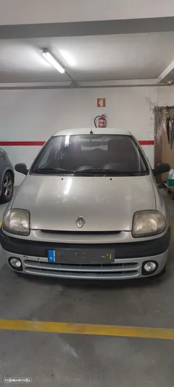 Renault Clio 1.9 D RN