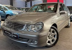 Mercedes classe c 200 cdi 122 cv élégance / suivi complet / climatisé / cuir intégral / moteur à chaine / reviser / parfait etat