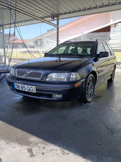 Volvo PV V40
