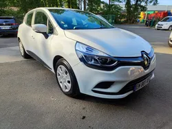 RENAULT CLIO IV Phase 21.5 dCi 5 portes FAP eco2 S&S 75 cv *Carte grise OFFERT
