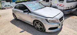 MERCEDES CLASSE A 176 PHASE 1 FASCINATION 1801.5 DCI-8V TURBO 109 CH UNIQUEMENT aux professionnels de l'automobile